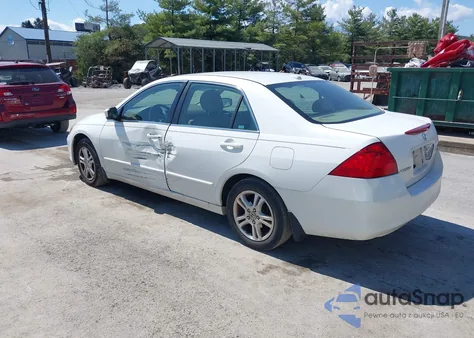 2007 Honda Accord 2.4 Ex z USA, uszkodzony, nr VIN 1HGCM56887A021079